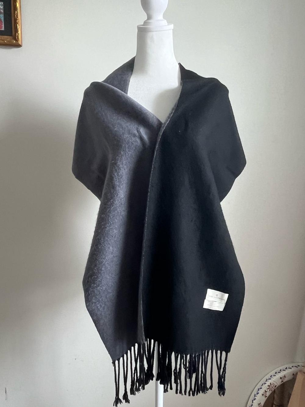 Ted Lapidus Cashmere Silk Blend Black and Gray Reversible Fringe Scarf 70x11